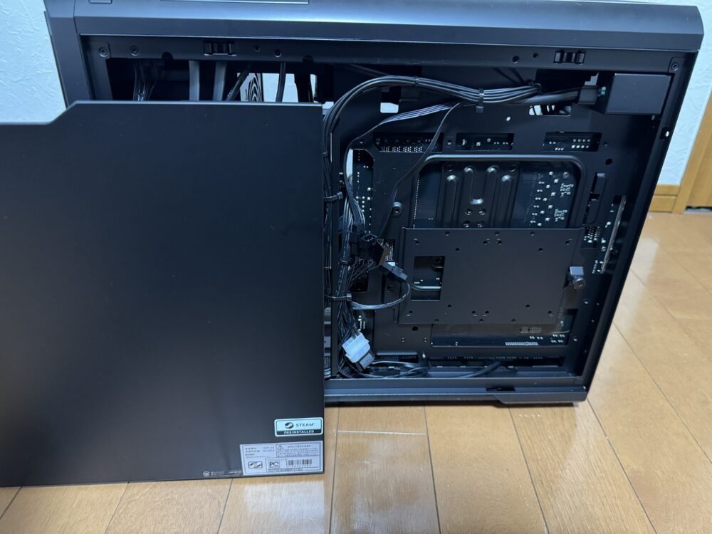 G TUNE DG-A7G6T-右サイドパネル脱着