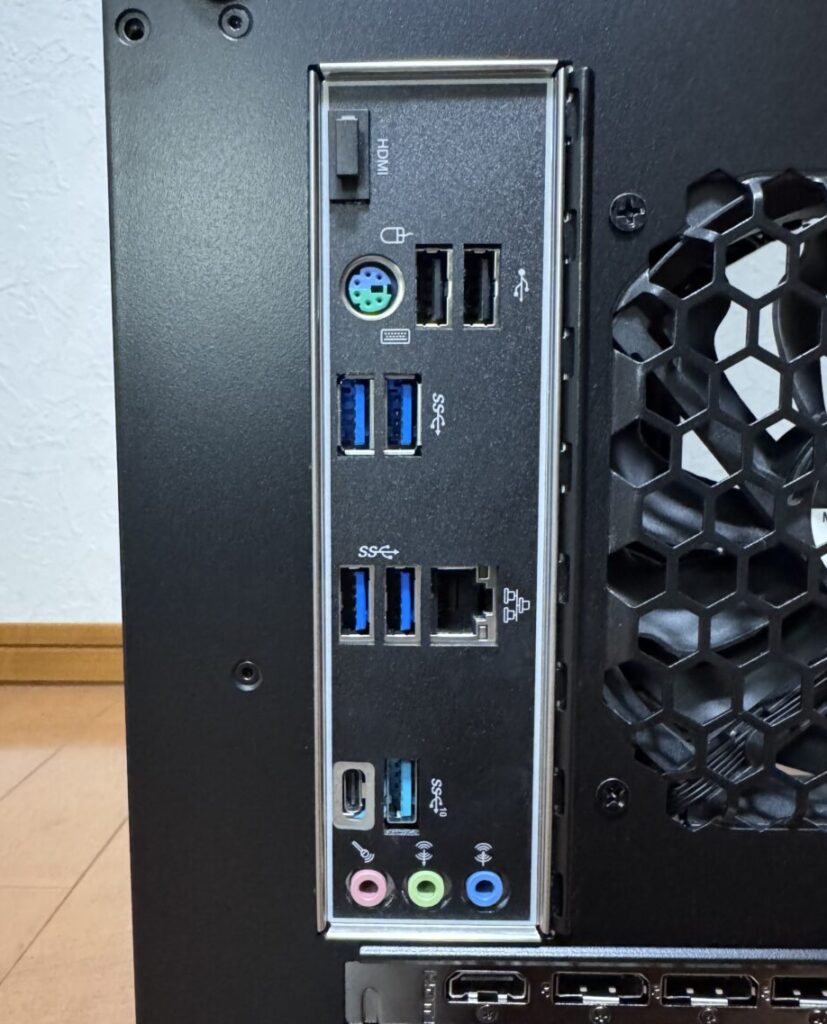 G TUNE DG-A7G6T-マザーボード出力端子